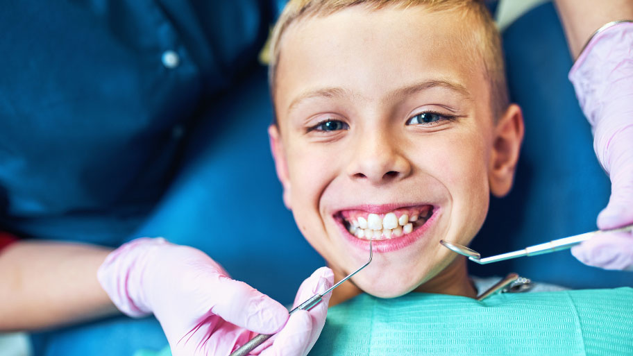 Kid Having a Dental Exam in Des Moines